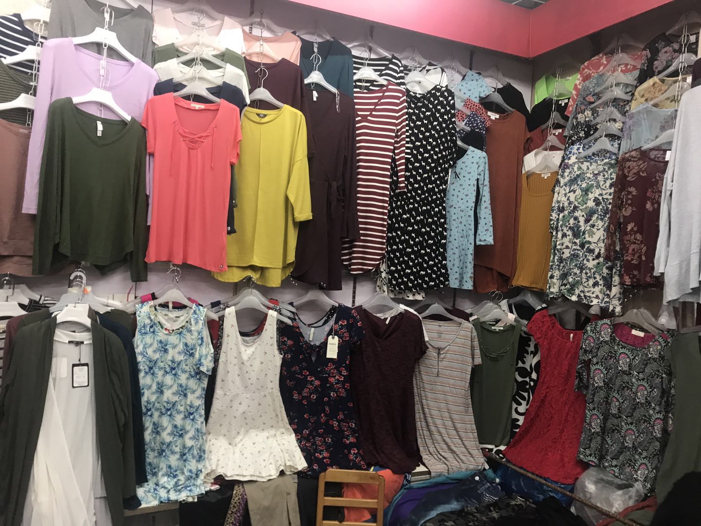 Yu Fang Clothing describe pic - 1