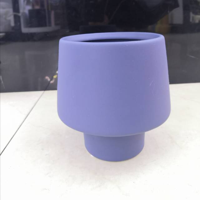 Factory direct sales of Nordic modern Morandi color ceramic vases, decorative flower arrangement vessels, wholesale by box