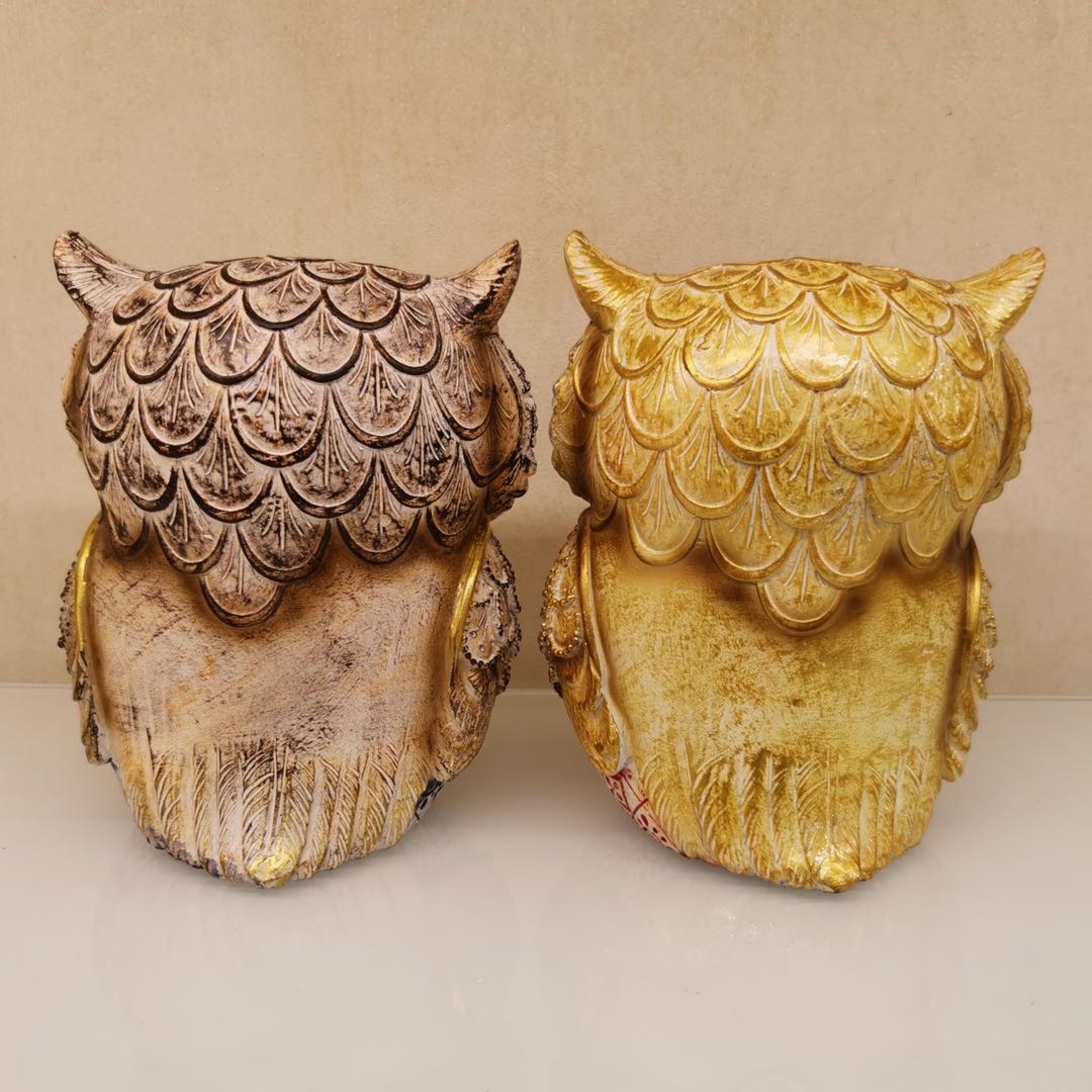 新款独特家居装饰礼品摆件：仿真彩色猫头鹰细节图