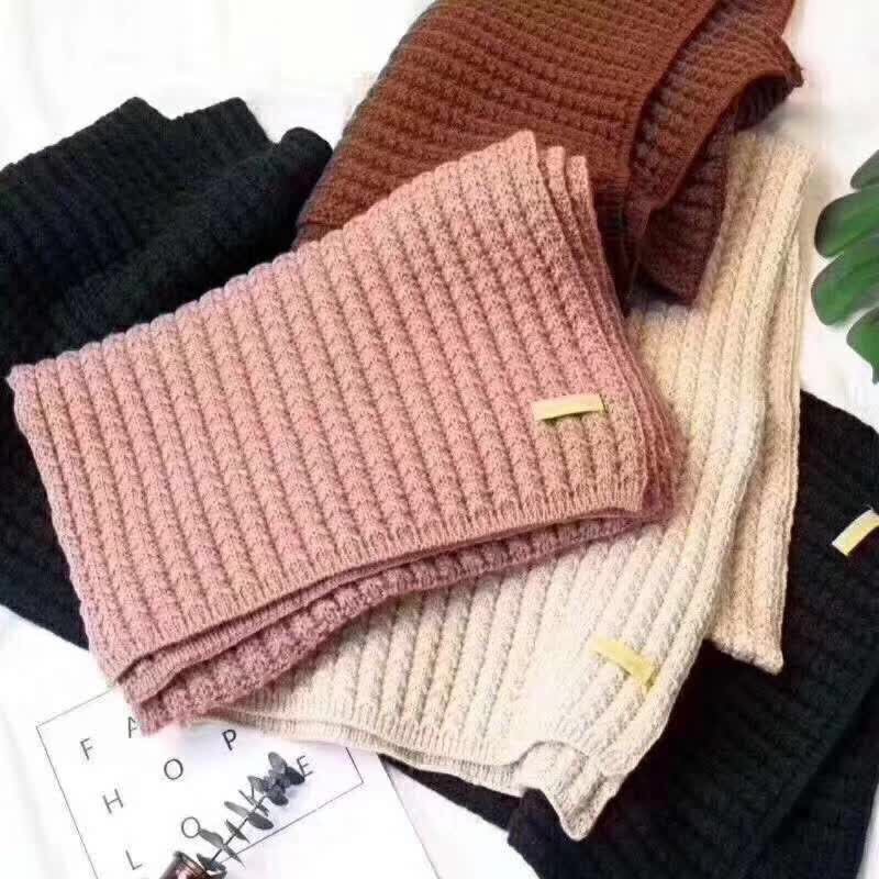 Women's Fashion Trend Casual All-In-One Knitted Solid Color Scarf details Picture