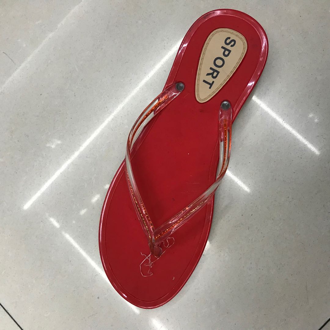 Flip-flops Ladies summer students cartoon fashion Bund Beach Beach wedge heels non-slip beach sandals flat foot clamp