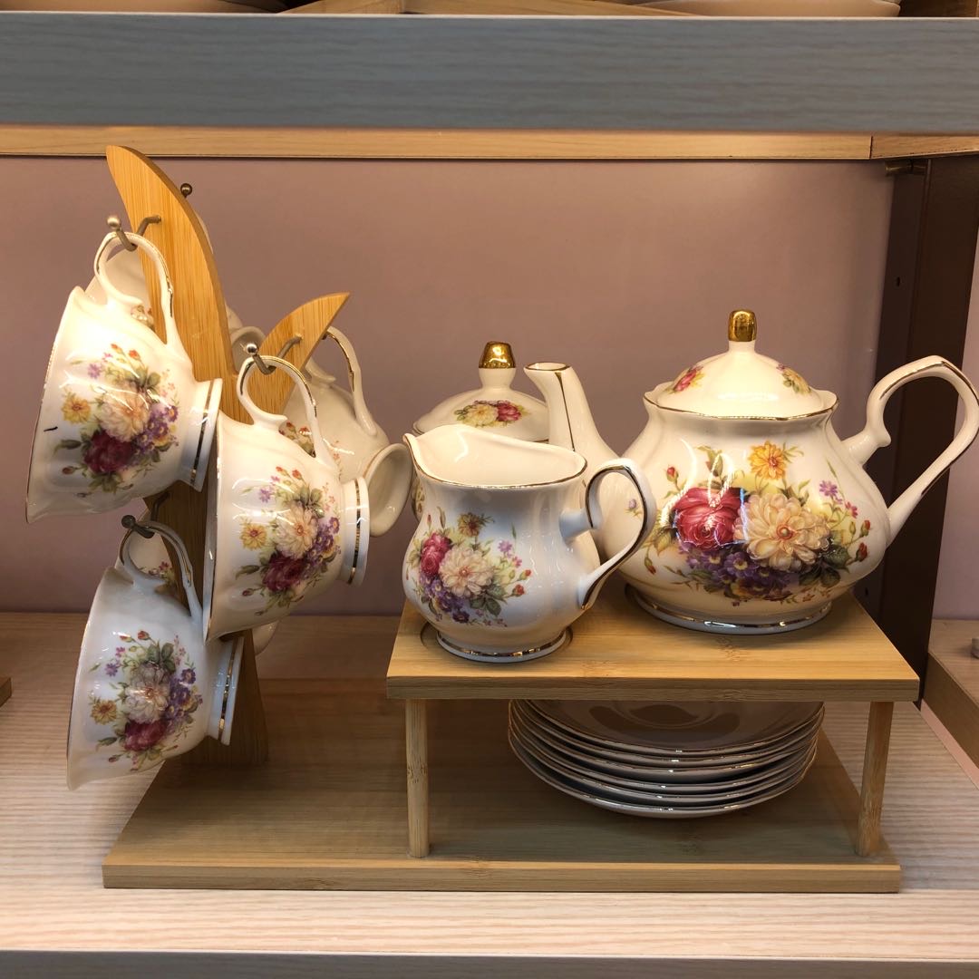 Jintai Craft Flower Ceramic Cups 15-piece Set for Children, teapots, cups and saucers, Creative and trendy water cups, Home coffee cups