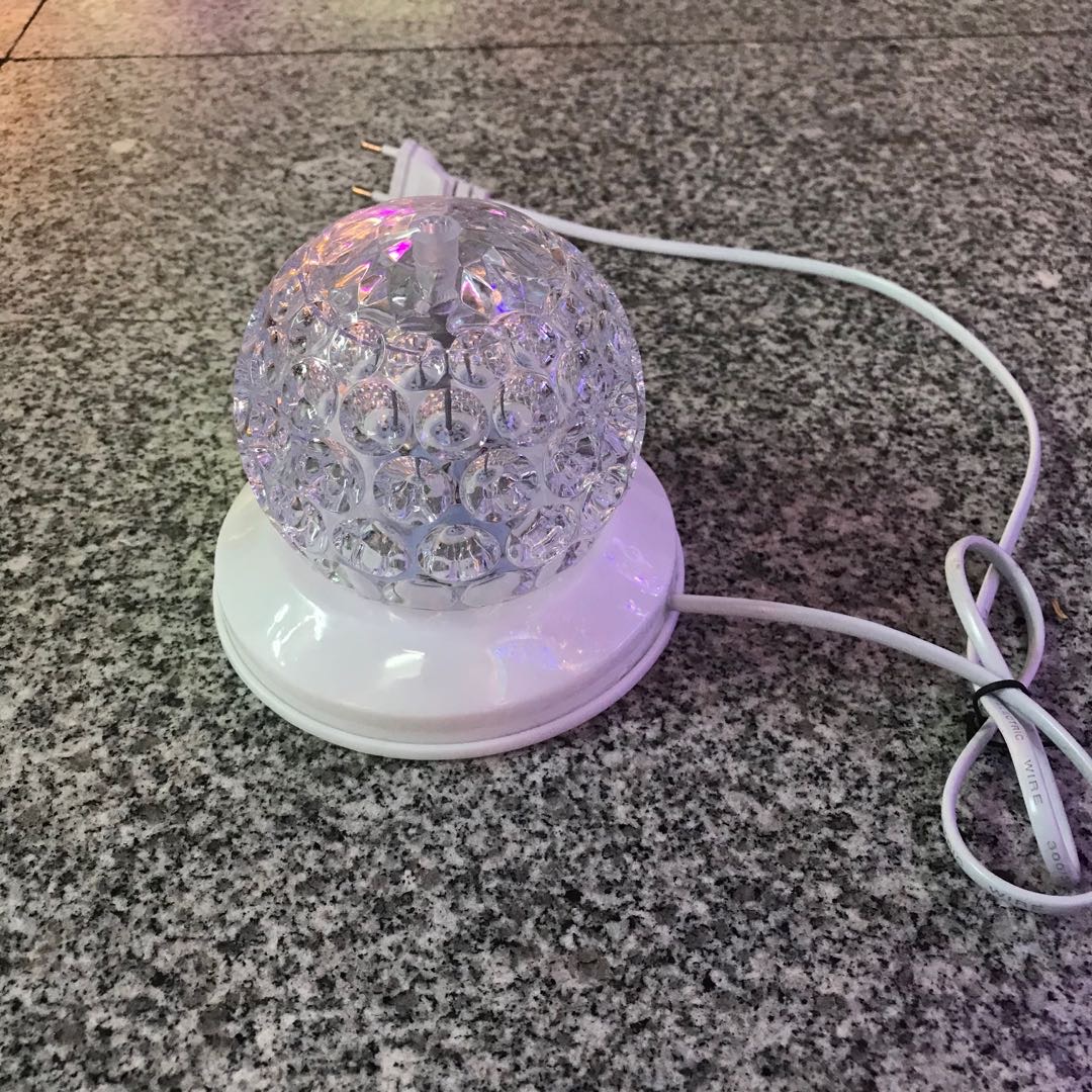 Ktv Flash Rock Jumping Di Home Explosion Sound Control Color Lights Magic Ball Seven Color Lights