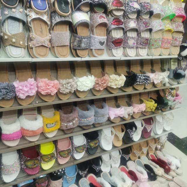 Juanjuan Shoe Industry describe pic - 3