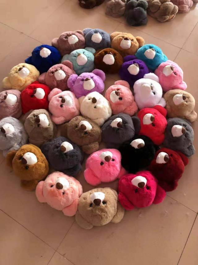 厂家直销各种款式包毛挂饰