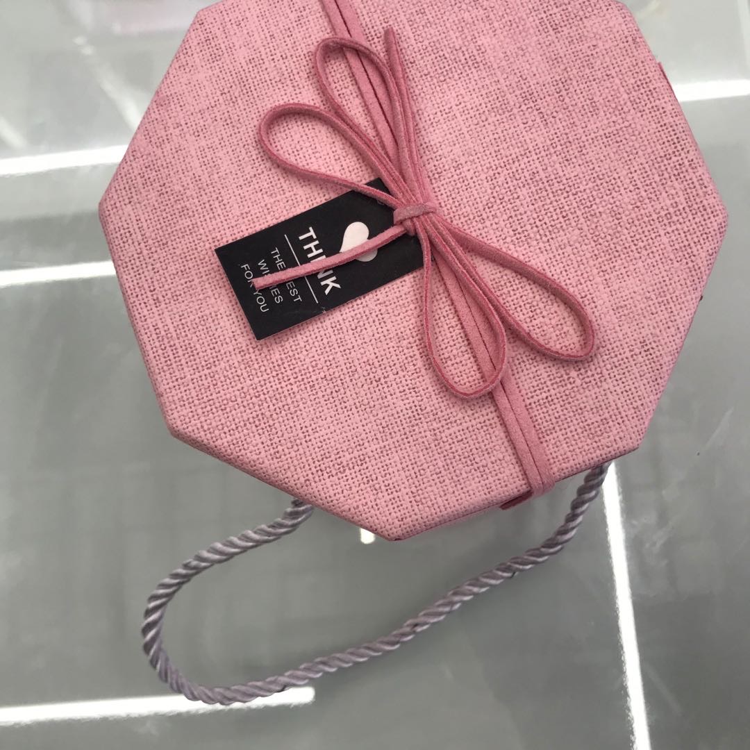 粉色蝴蝶结样式手提礼品盒礼物包装盒少女心设计