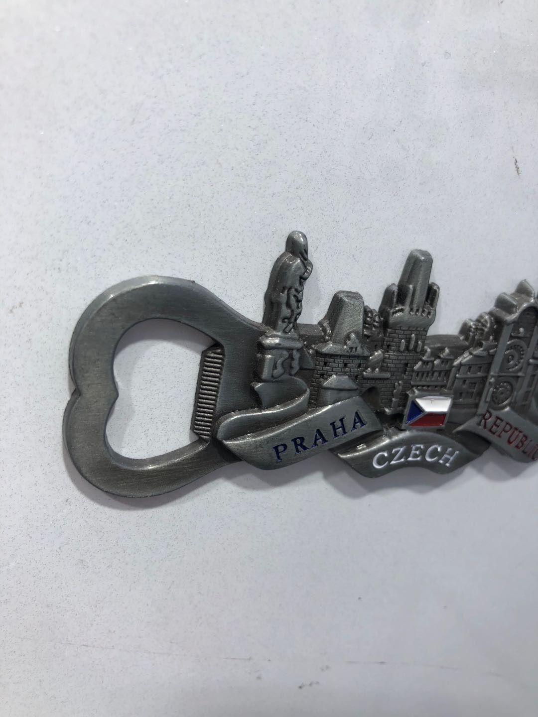 Yiwu manufacturer's bottle opener, shaped glue, refrigerator stickers, magnetic stickers, glass panel, refrigerator decorative magnetic stickers details Picture
