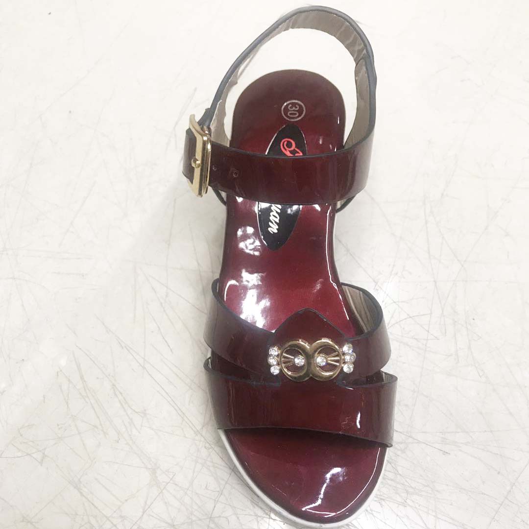 New crimson dot diamond buckle fashion shoes, versatile heels, sandals fashion shoes thumbnail
