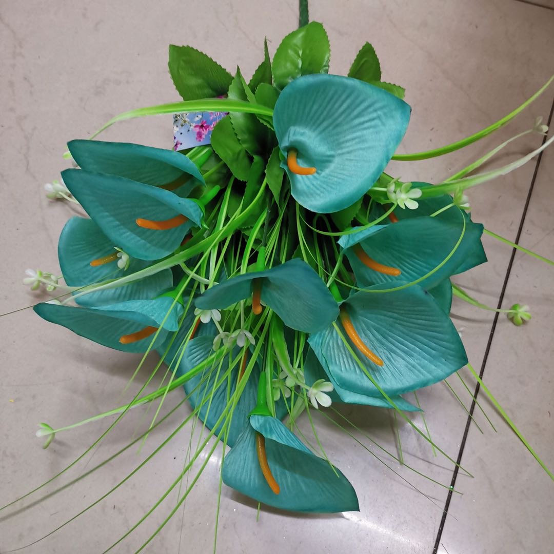仿真马蹄莲带叶花束9头扇形花可混批300装