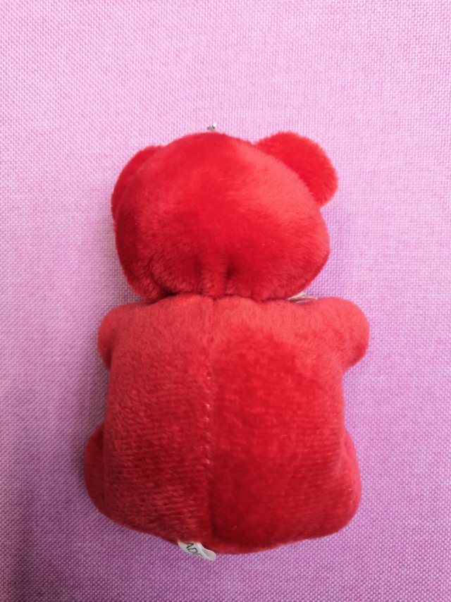 Cute little bear pendant manufacturer's plush toys and figurines can be customized for wedding scattering details Picture