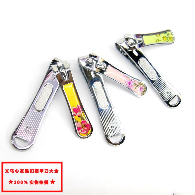 Small flat-mouthed rubber-coated nail clippers with notched patterns, 639 nail clippers in stock for wholesale Specification image