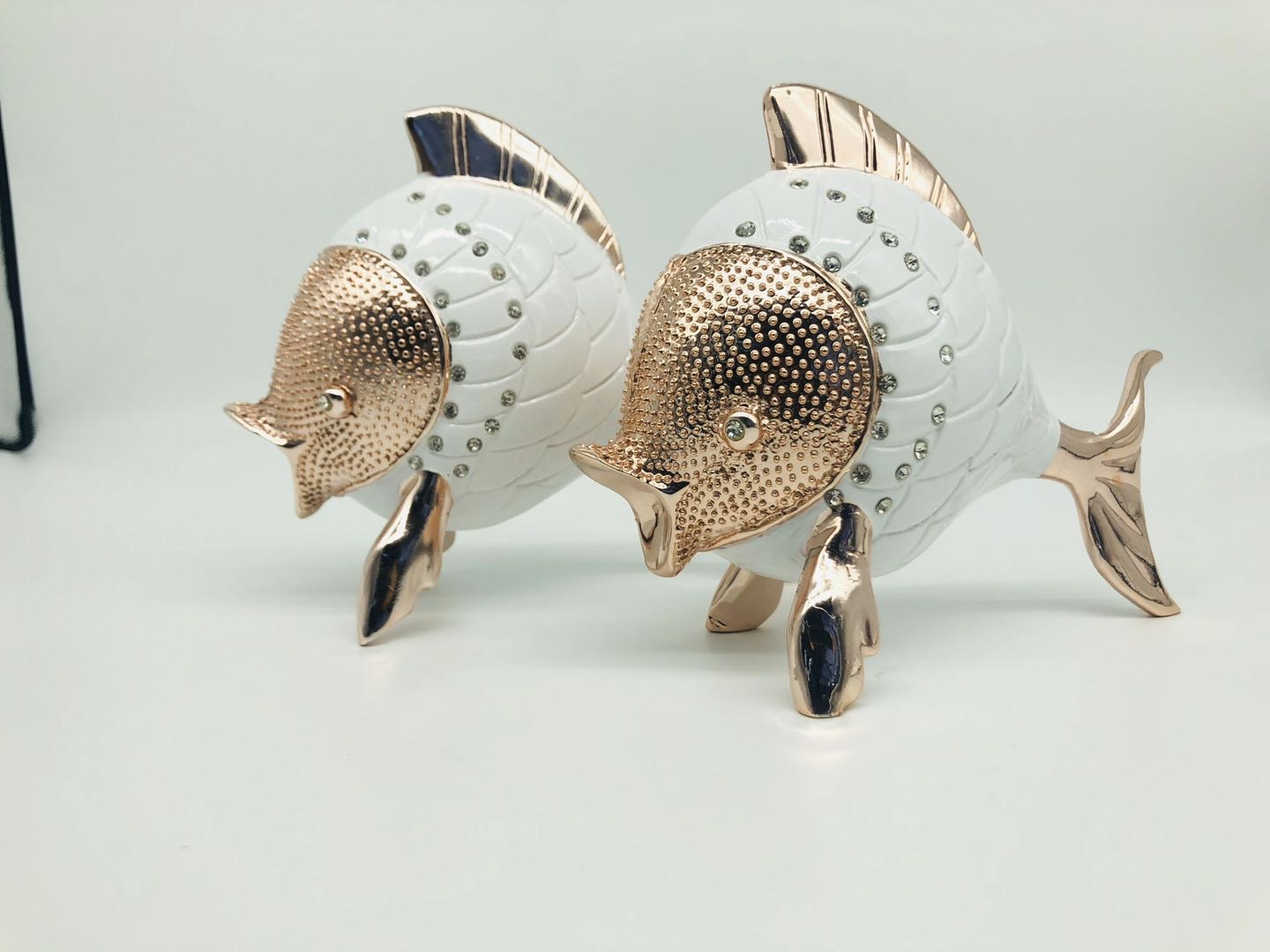 Small Fish Resin Crafts European Home Decoration Decoration Creative Gifts details Picture