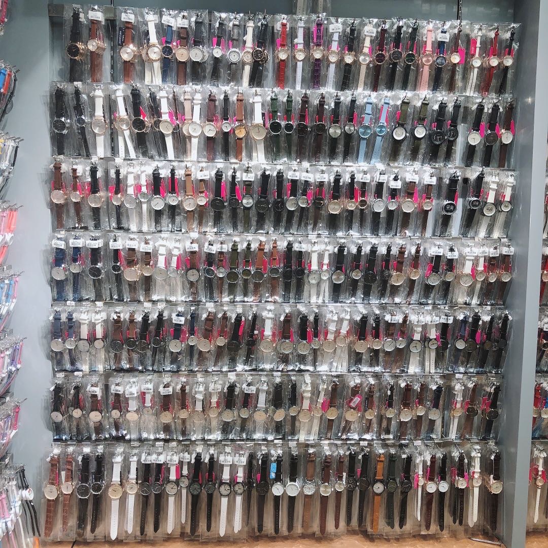 Fangfang Fashion Watch Store describe pic - 1