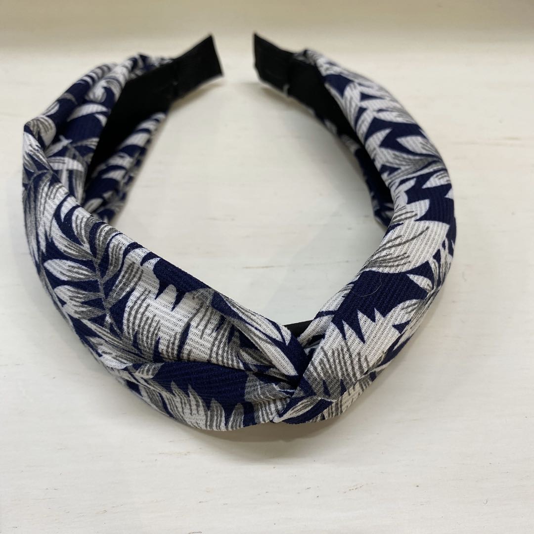 热销新款日系树叶印花黑白女士布艺头箍产品图