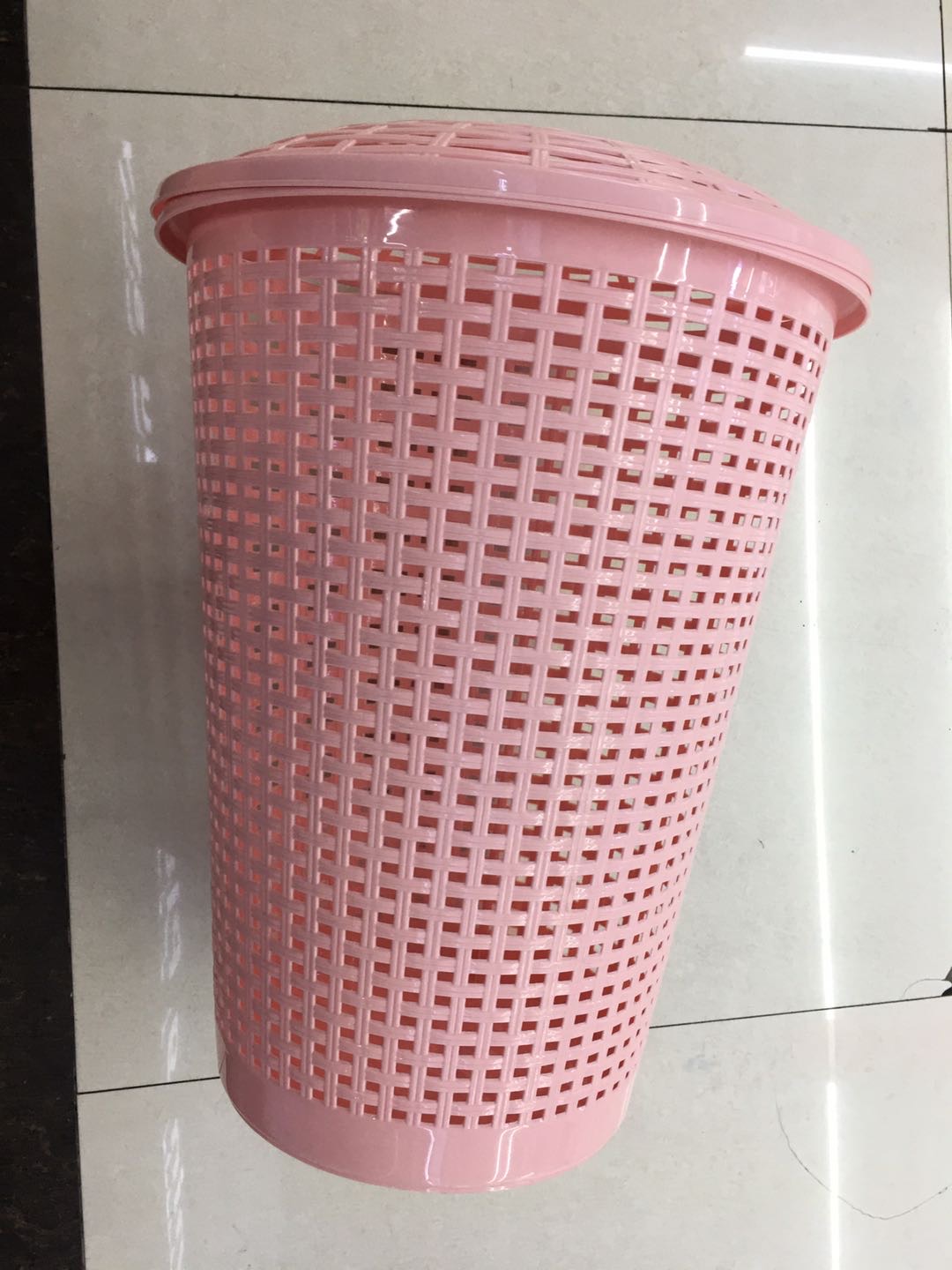 塑料圆形镂空时尚洗衣篮