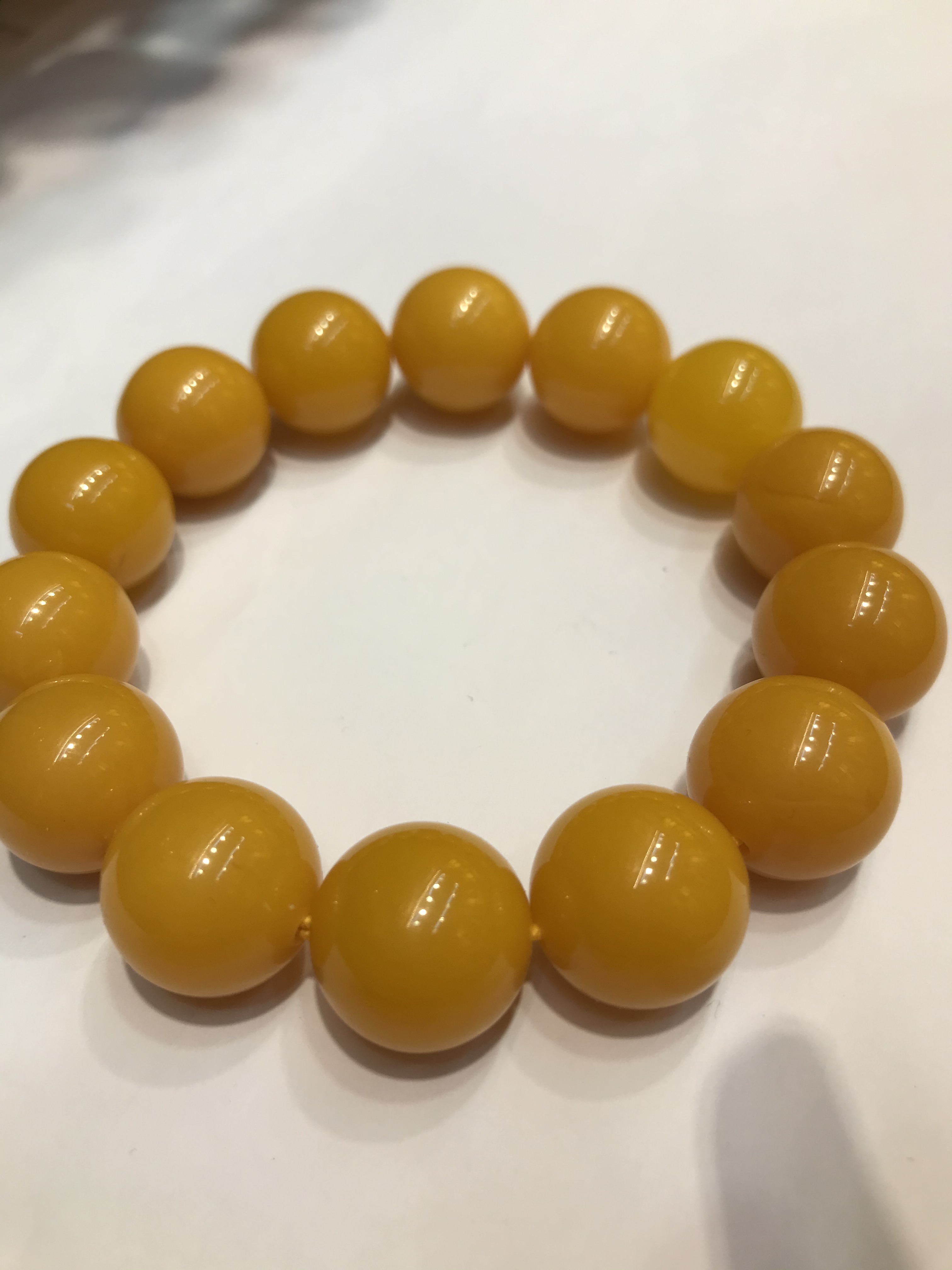 仿二代蜜蜡琥珀14mm鸡油黄柠檬黄白花手串圆珠手链男女单圈荧光浮盐水