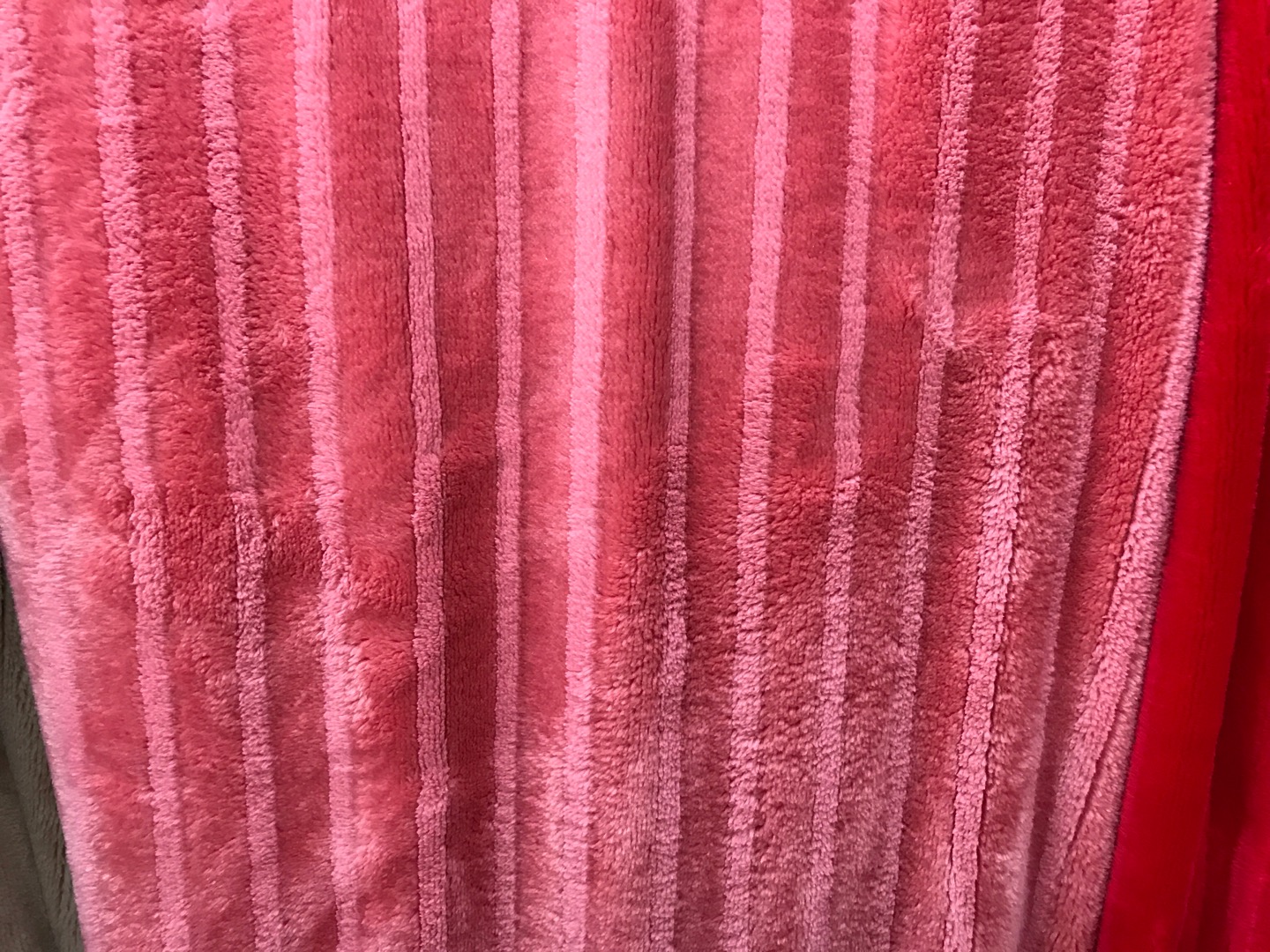 Simple Plain Striped Checkered Flannel Blanket 200*230 details Picture