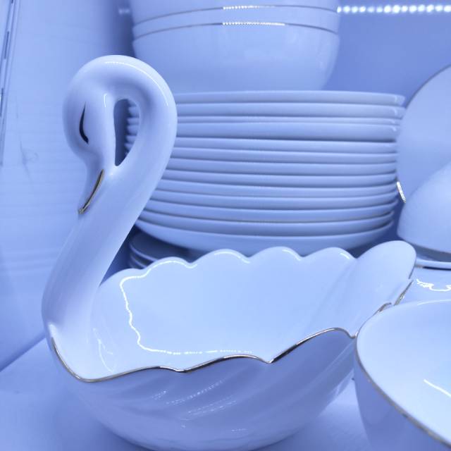 骨瓷釉中彩鱼纹餐具68件套件细节图