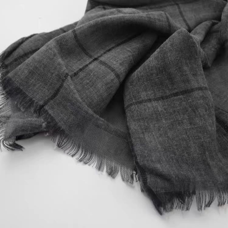 A popular and versatile women's scarf, a comfortable and stylish long shawl for spring and autumn Specification image