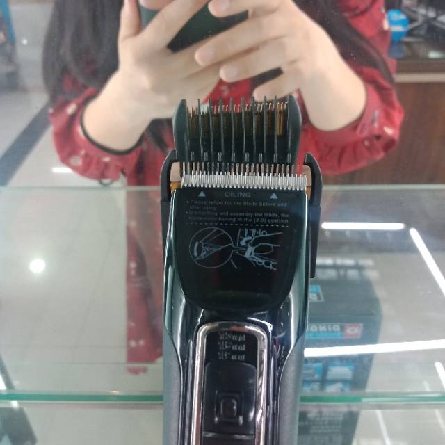 玫瑰金黑色男士专用剃须刀细节图