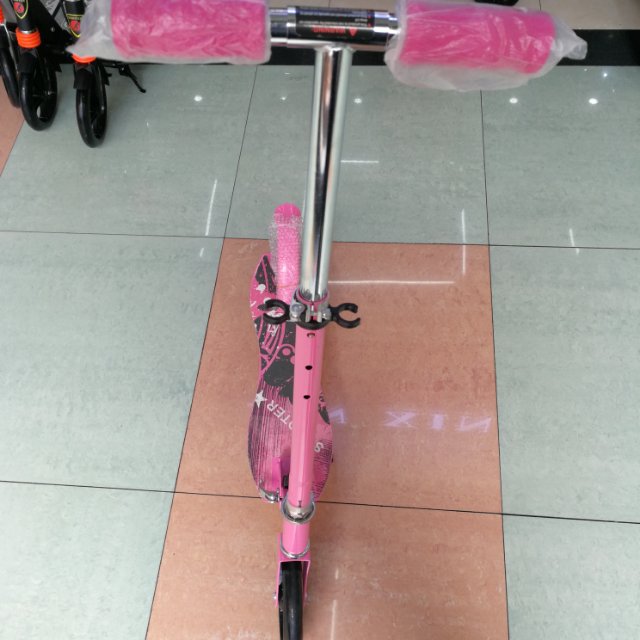 JX-8 type all-iron frame painted children's scooter and adult scooter details Picture