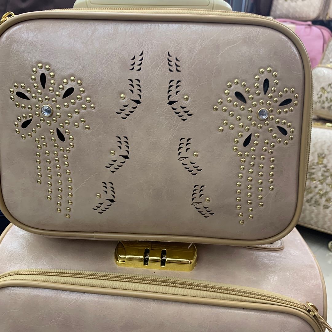 Personalized Six-Piece Suitcase Hollowed Out Drill Rivet Ordinary Password Pull Rod Hand Luggage Specification drawing