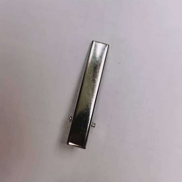 The manufacturer specializes in rectangular small-sized gripper straight clips, bb clips, gripper hair clips, hair bands and hair comb accessories