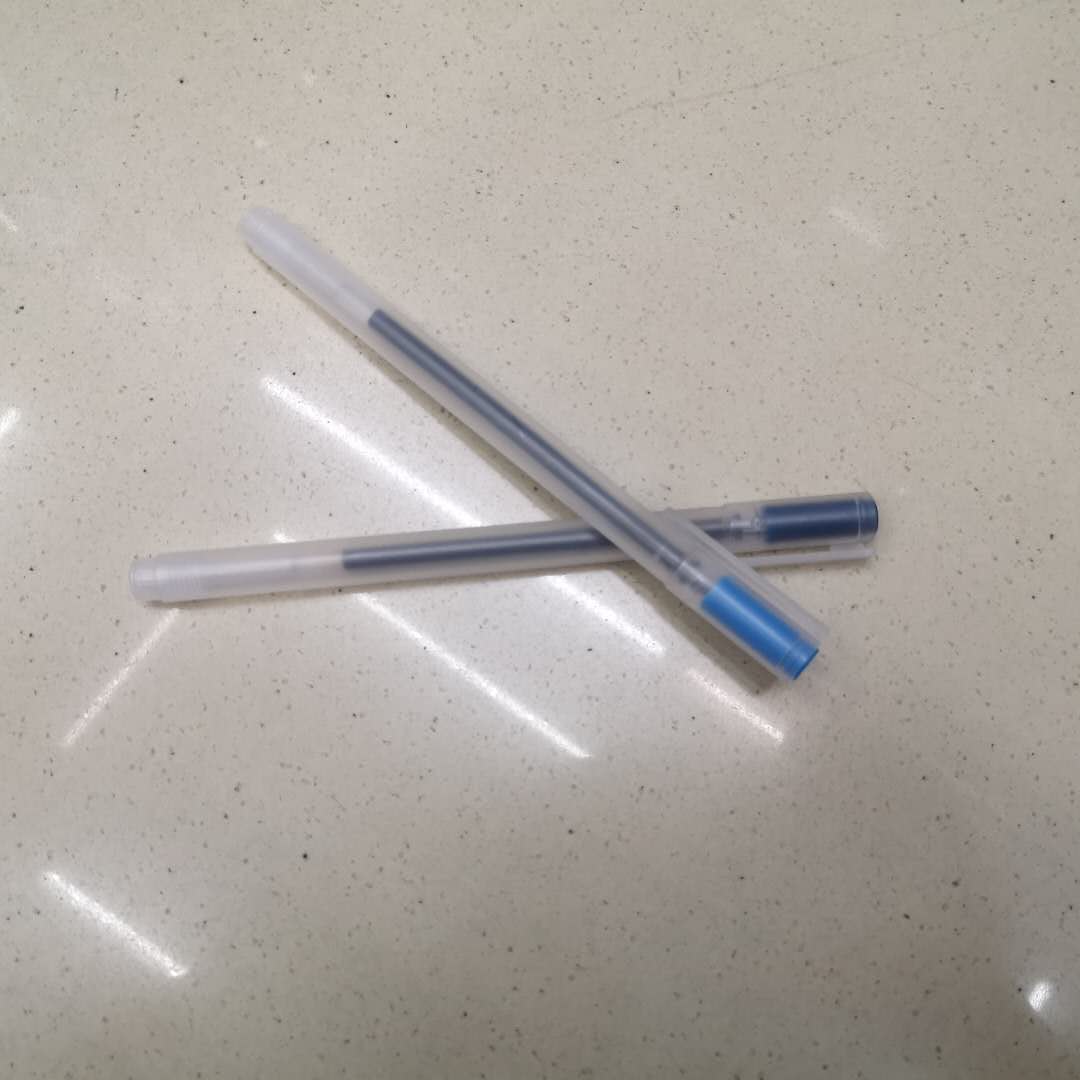 厂家直销中性笔碳素笔签字笔红笔黑笔蓝色笔学生办公考试专用笔学生用文具用品批发