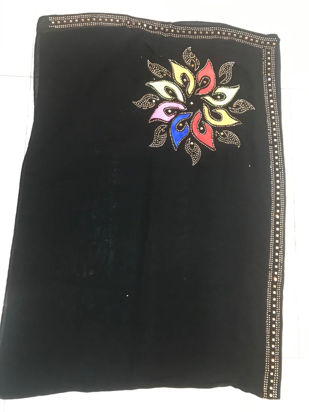 A fashionable and versatile casual embroidered chiffon headscarf for women