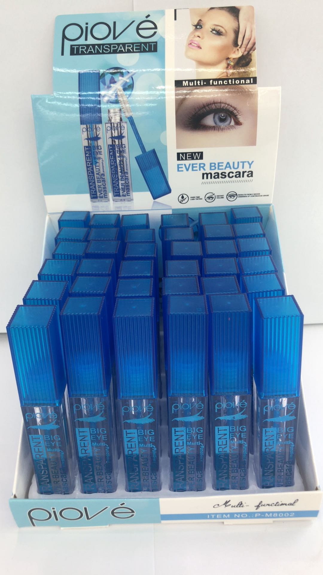 PIOVE mascara, an eye makeup product, is long, thick, long-lasting and curly