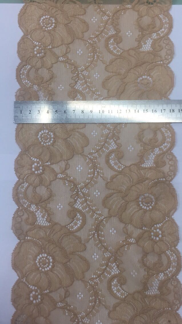 Fujian lace applied in fashion accessories