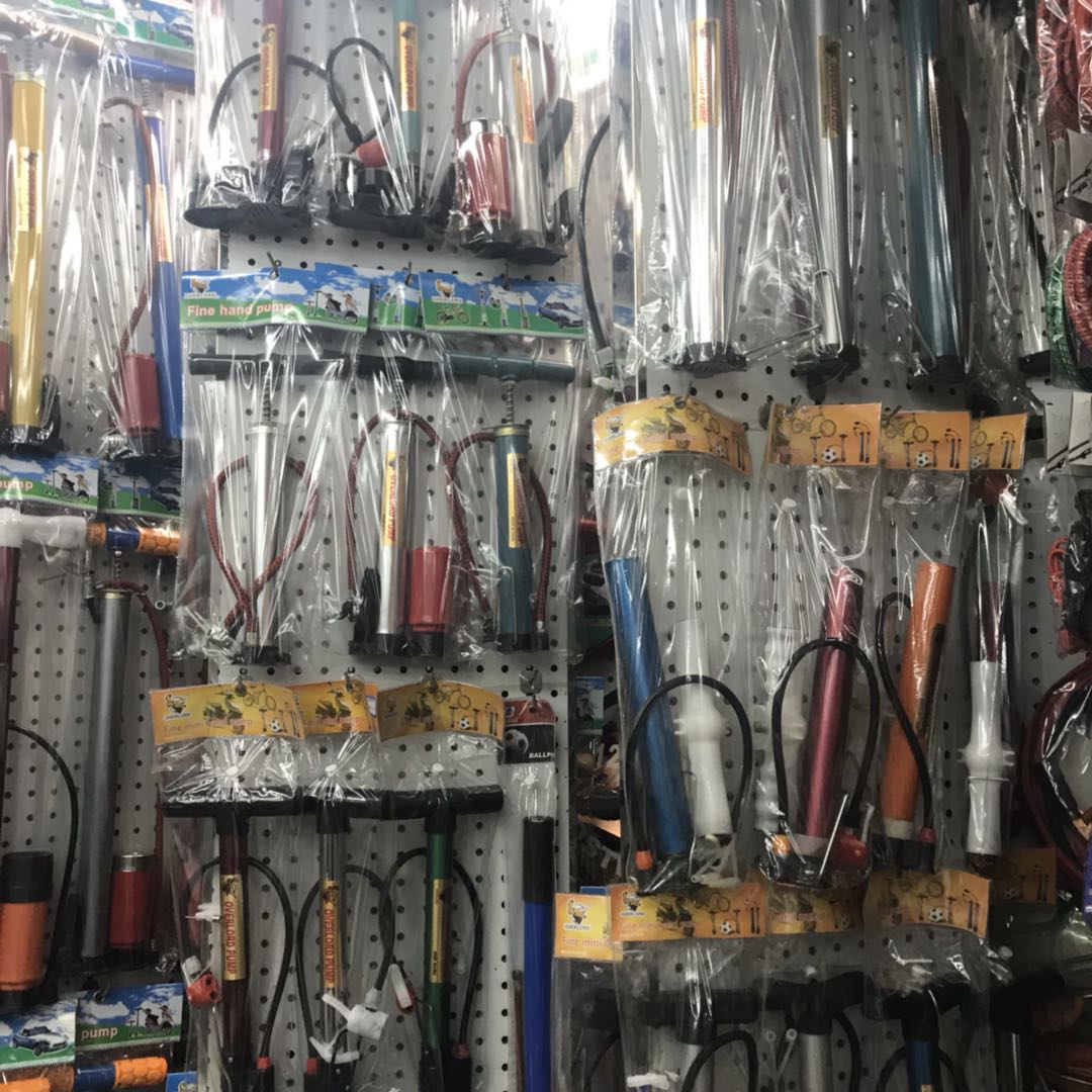 Zhang Xuying Hardware Store describe pic - 1