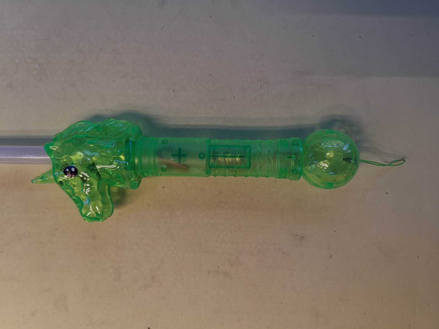 led fairy wand, glowing magic wand, flashing wand, children's toys, hot-selling gifts, one-angled flashing wand details Picture