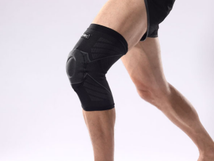 运动护膝加硅胶防护垫健身房戶外活動都可以