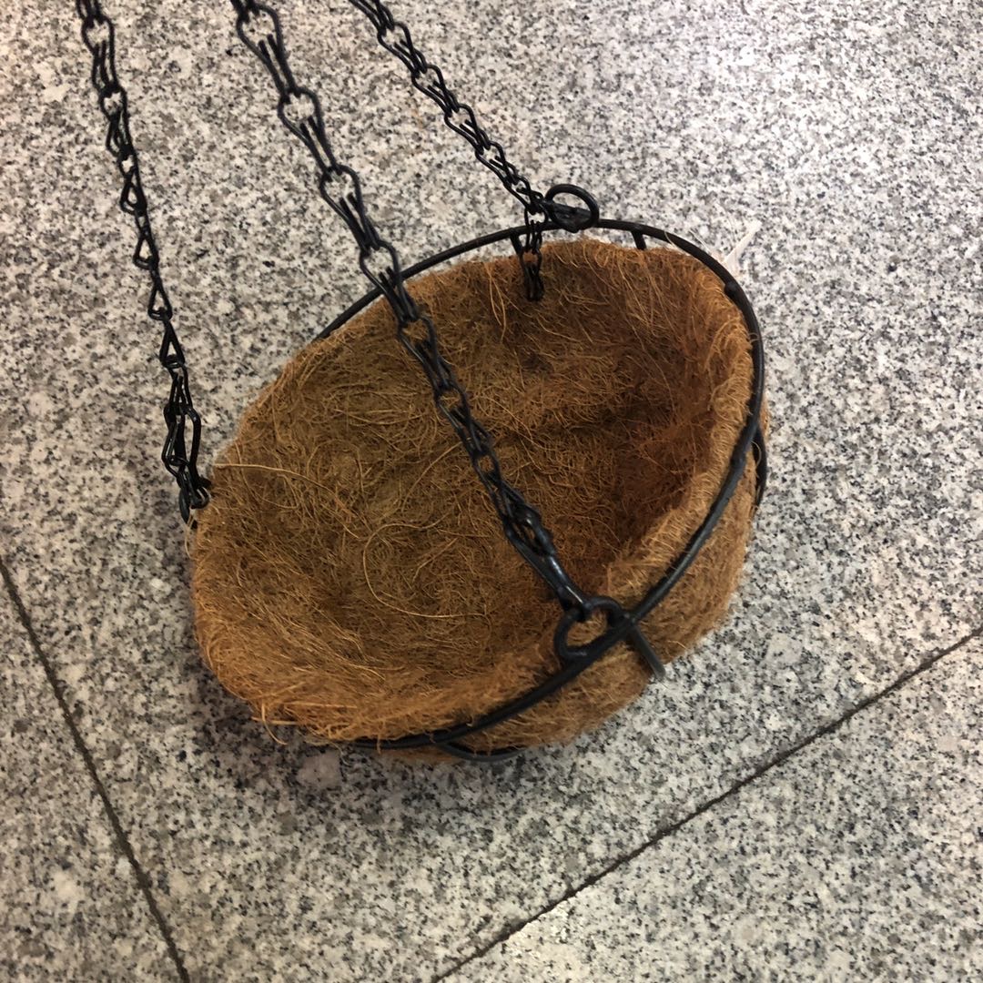 椰棕吊篮插花神器欧式摆件铁丝布艺花篮厂家批发产品图