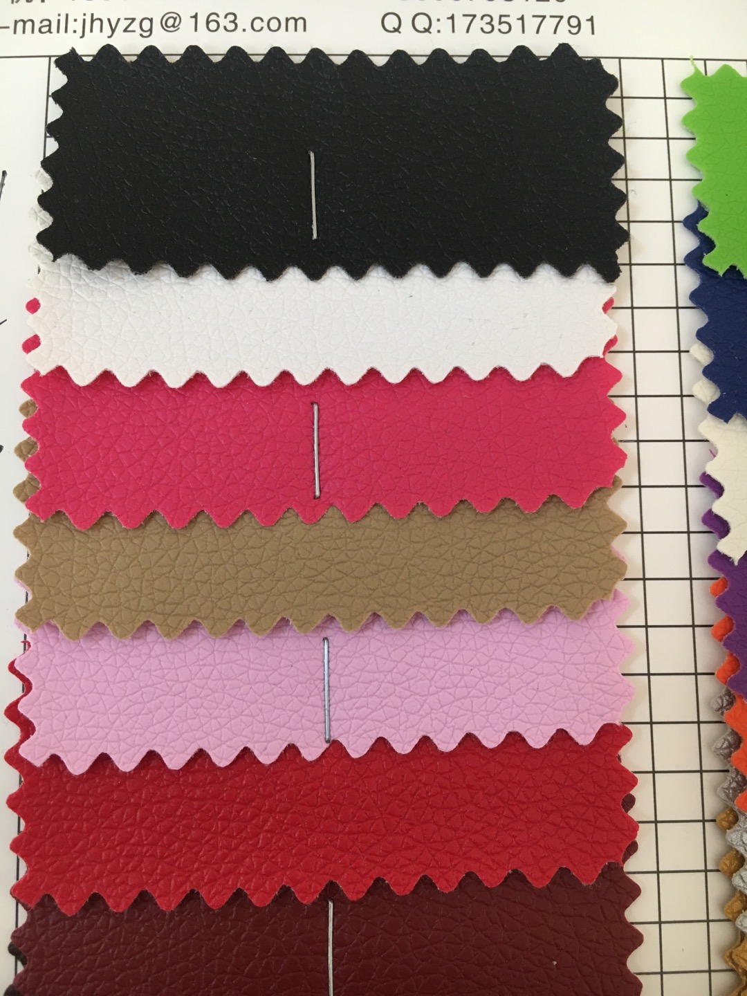 人造革合成革/坐垫革/箱包手袋细节图