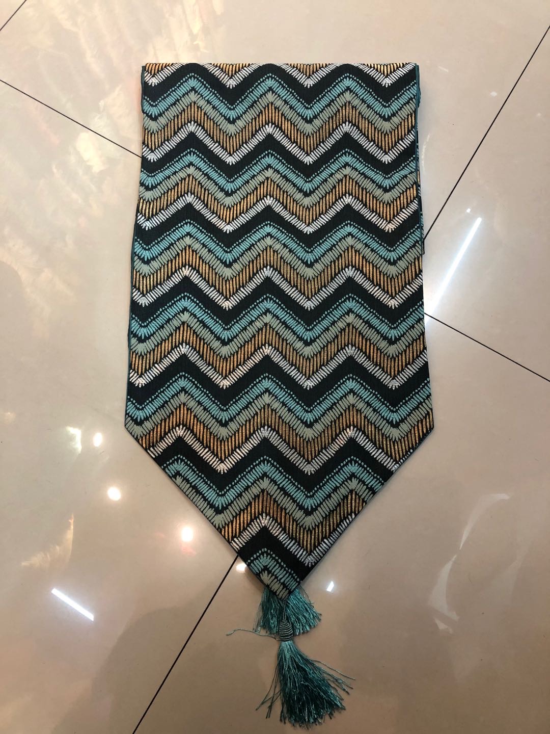 High-end jacquard table flags, color-blocked American-style table flag covers, modern and simple daily-use home furnishings