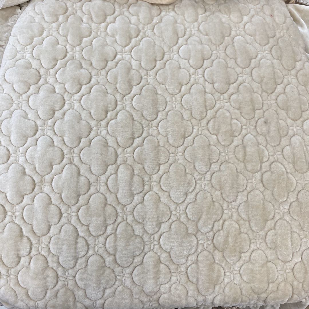 Бутик-подушечка 42*46cm