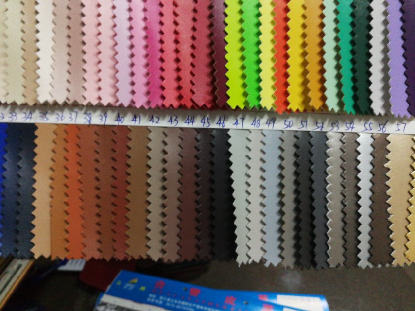 厂家直销热销新款PVC欧标纳帕皮革大量现货高中低档箱包沙发鞋材面料细节图