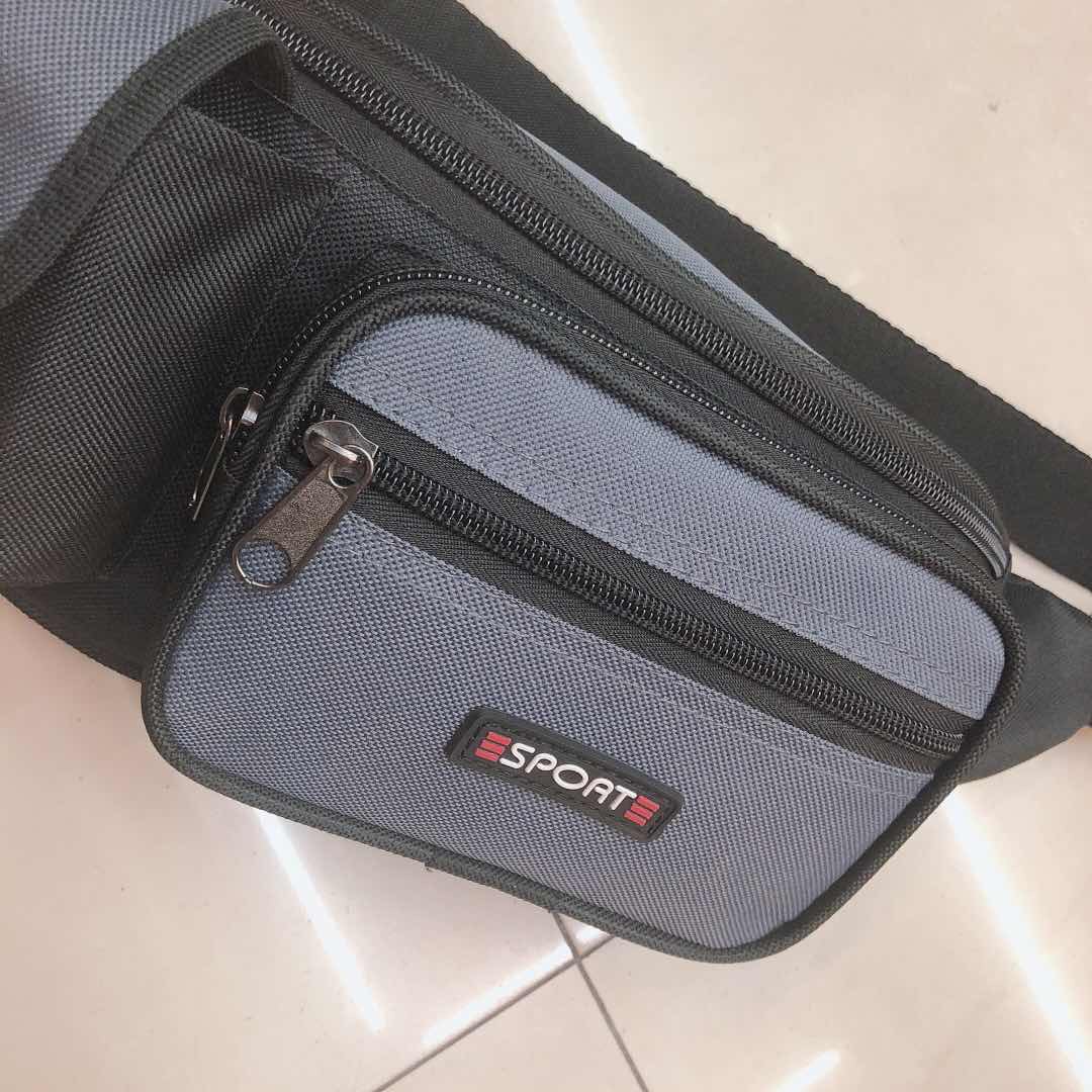 Black waist bag, casual crossbody bag, Korean-style men's bag, fashionable sporty small backpack, trendy men's bag details Picture