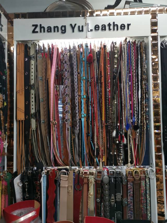 Yiwu Zhangyu Leather Goods Store describe pic - 1