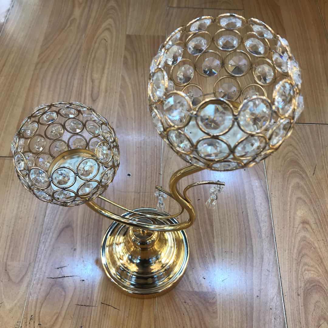 独特设计金色铁艺烛台玻璃工艺摆件