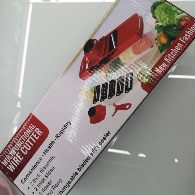 Best-selling household kitchen gadgets: vegetable cutter, multi-functional humidifier, and household potato shreds cutter