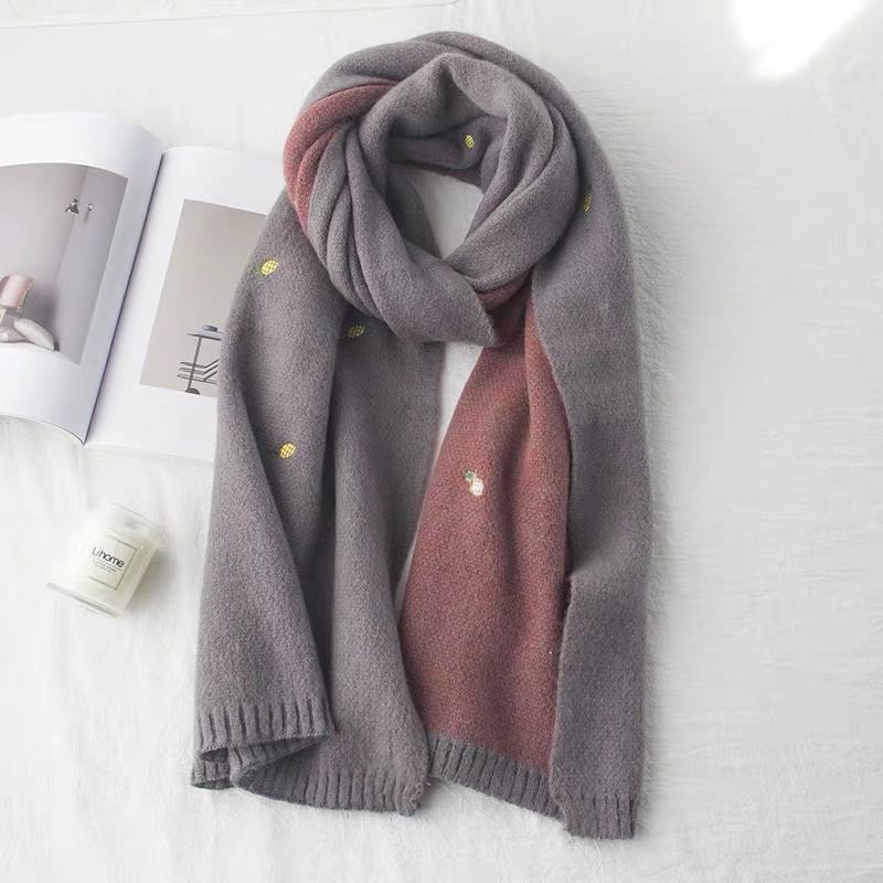 Women's Scarf With A Student Autumn And Winter Shawls Classic Long Neck
