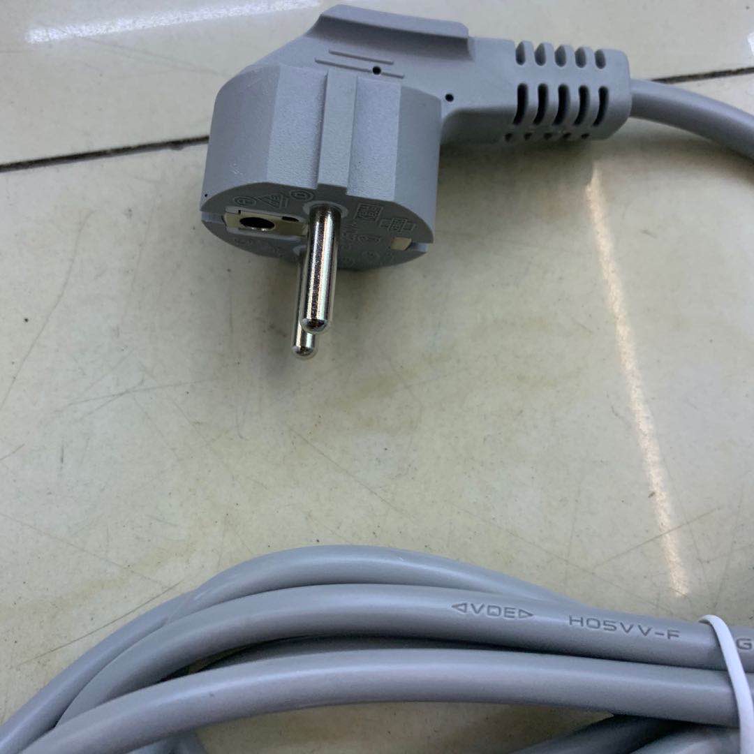 Steam brush hanging ironing machine mini portable ironing machine Specification drawing