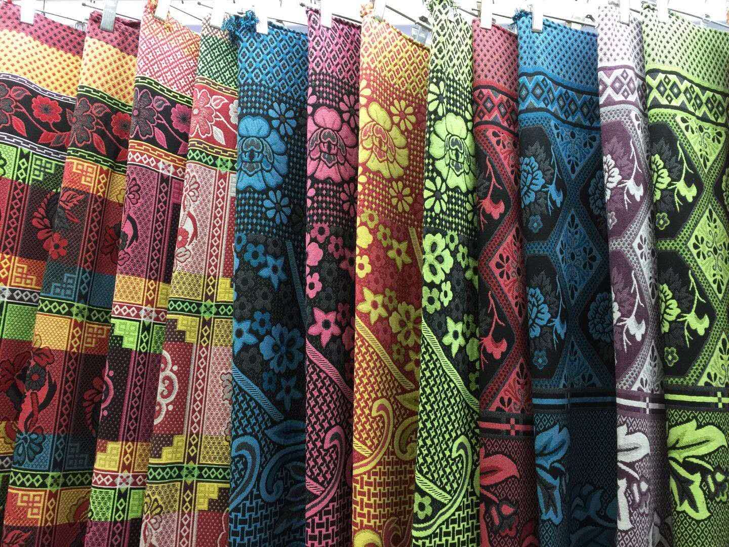 2020新款厂家定制精美绣花毛毯线毯图