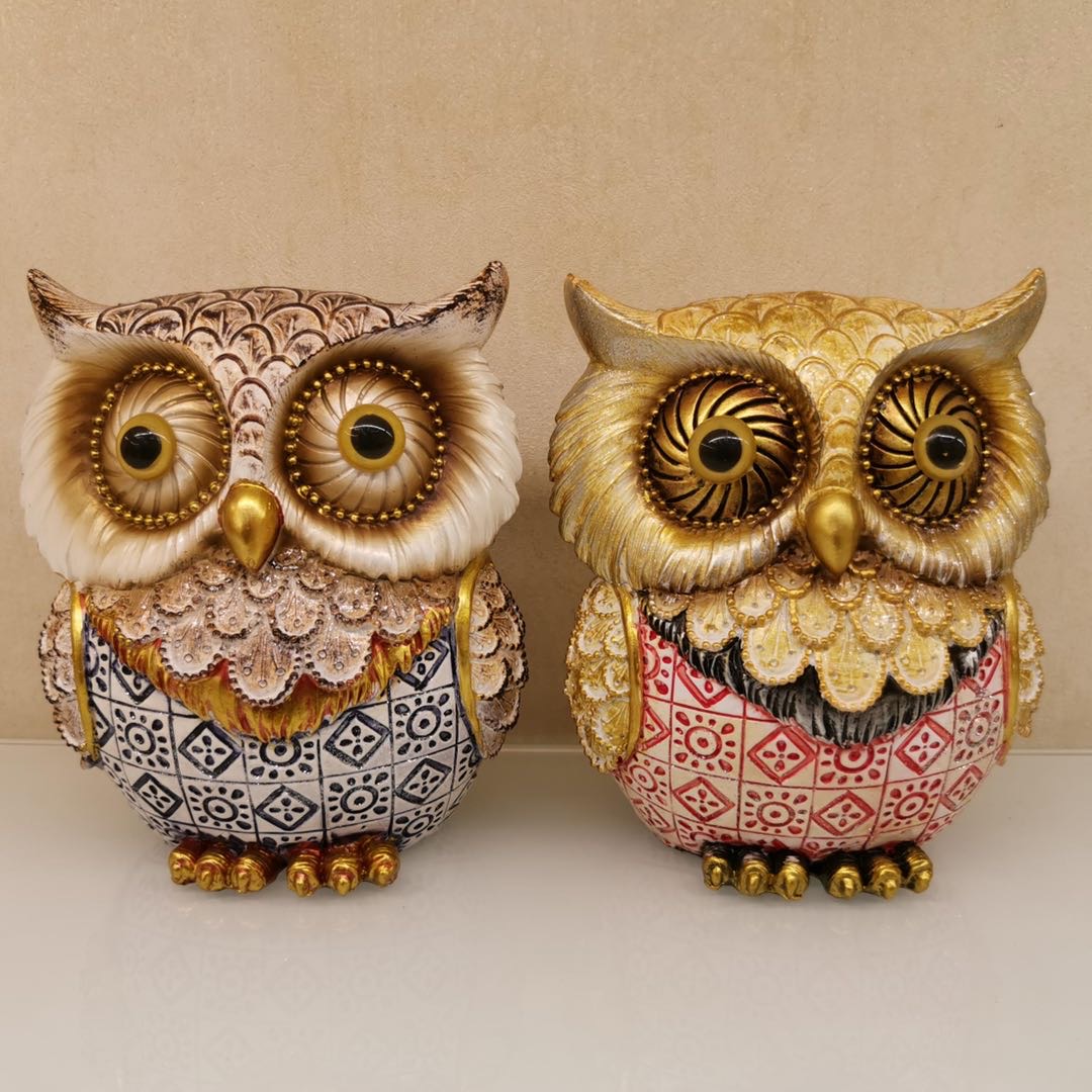 新款独特家居装饰礼品摆件：仿真彩色猫头鹰