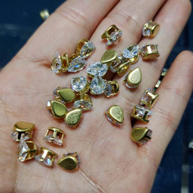 5*7 single teardrop-shaped white zircon jewelry accessories wholesale factory direct sales Specification image