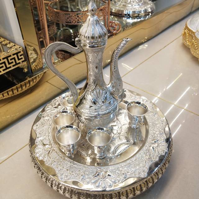 合金银色酒具