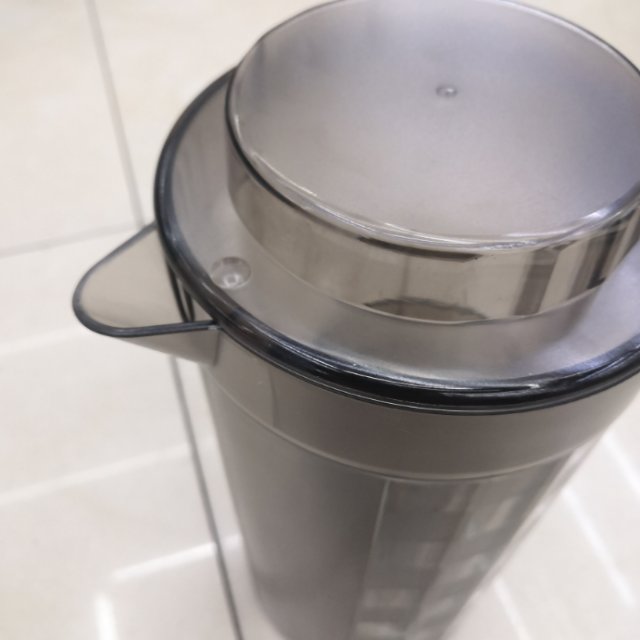 Cold water kettle, large capacity plastic glass, high-temperature resistant, household cold boiled water cup, cold water teapot details Picture